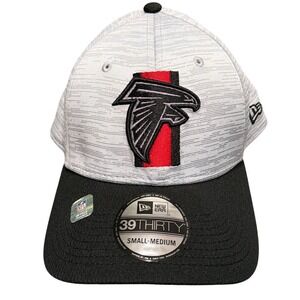 Atlanta Falcons Hat Size S/M Gray Black New Era NFL Training 39THIRTY Fitted NEW